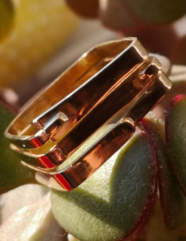 Bague composée de 3 anneaux carrés en laiton poli